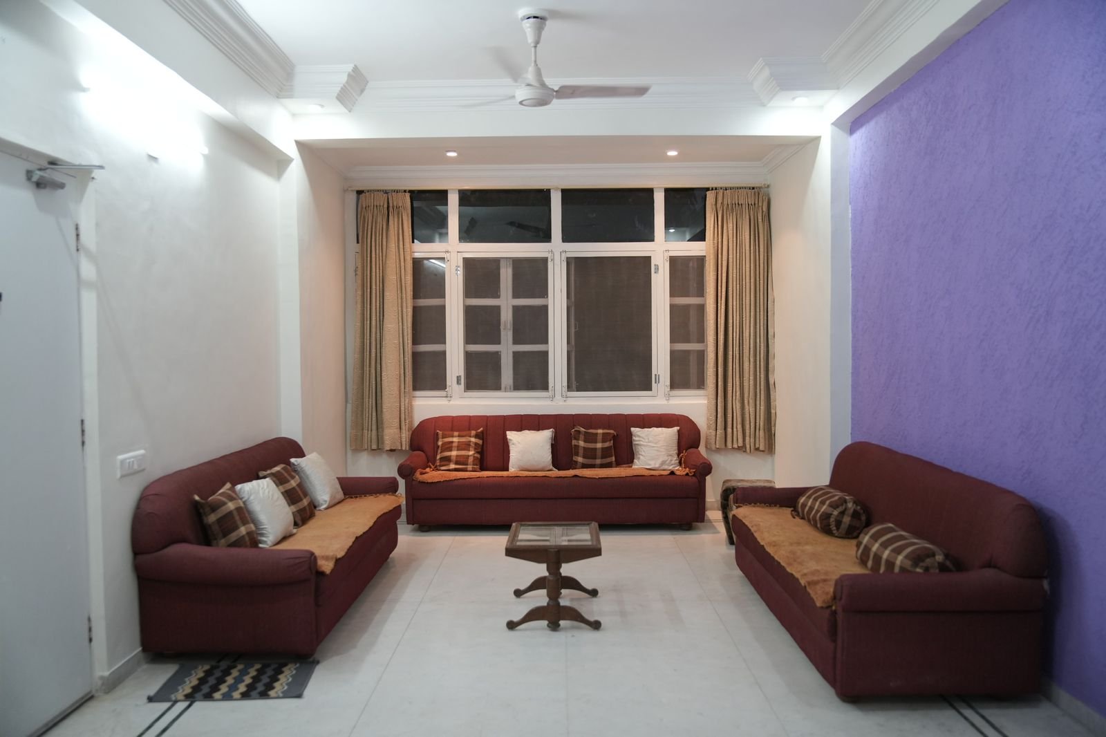 Quiet Lounge
